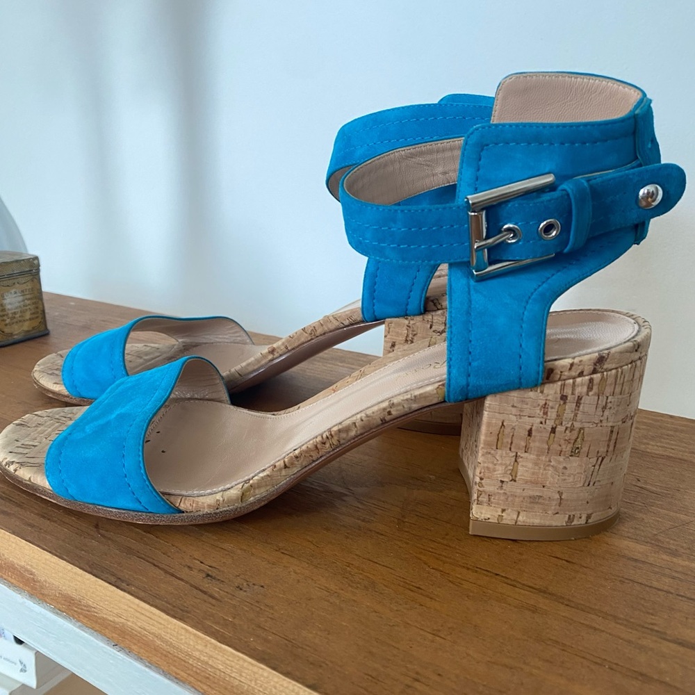 Authentic Gianvito Rossi turquoise Rikki suede and natural cork sandals